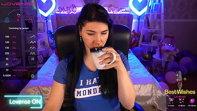 Snapshot of EmilyCandyy chatting on February 10, 2025, 6:53 am EmilyCandyy online show from February 10, 2025, 6:53 am