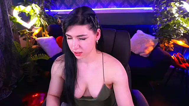 Snapshot of EmilyCandyy chatting on March 14, 2025, 9:57 am EmilyCandyy online show from March 14, 2025, 9:57 am