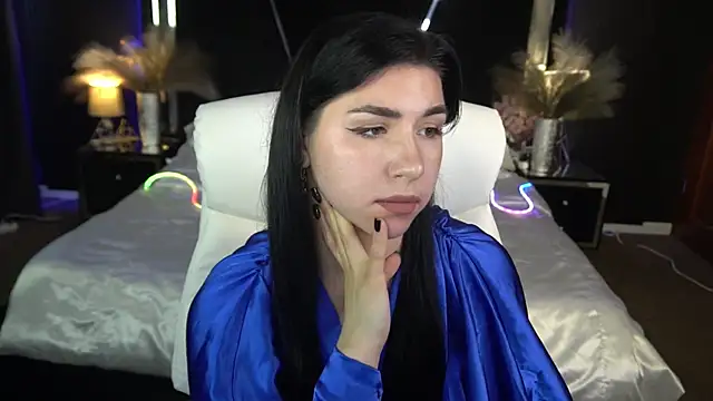 Snapshot of EmilyCandyy chatting on November 14, 2025, 7:29 am EmilyCandyy online show from November 14, 2025, 7:29 am