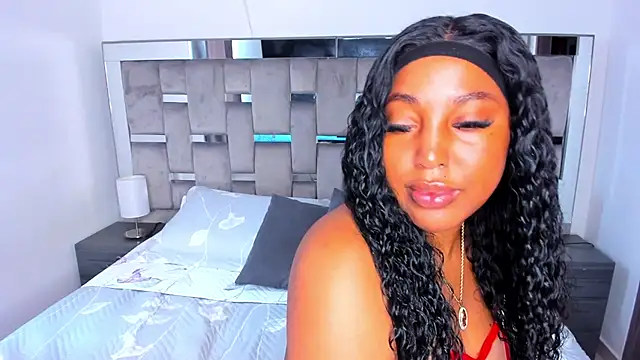 Cammiila online show from February 5, 2025, 4:14 pm