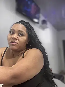 yanza2002 online show from December 19, 2024, 2:56 am