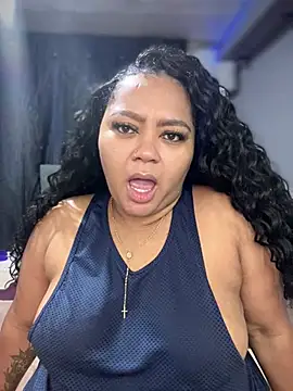 yanza2002 online show from January 26, 2025, 12:58 am