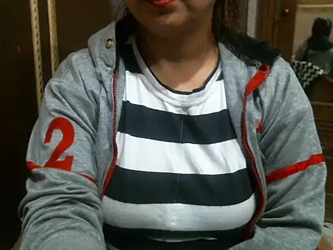 UrsMansi online show from November 26, 2025, 4:13 am