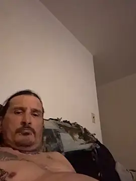 tazzfazz online show from May 12, 2026, 2:19 am