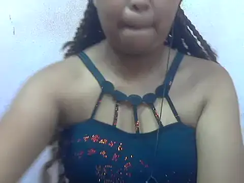 Snapshot of milkboobsgirl chatting on January 22, 2025, 5:59 am milkboobsgirl online show from January 22, 2025, 5:59 am