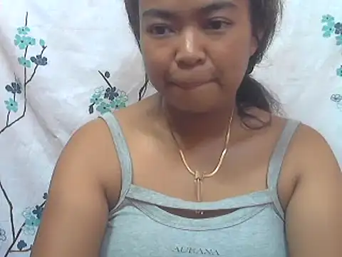 Snapshot of milkboobsgirl chatting on March 13, 2025, 3:54 am milkboobsgirl online show from March 13, 2025, 3:54 am