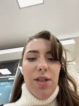 MariiD online show from December 14, 2024, 2:42 pm