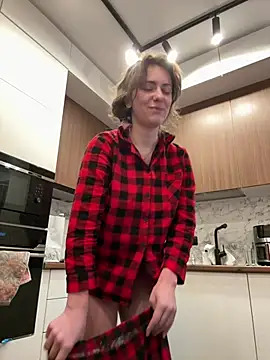 MariiD online show from February 14, 2026, 6:10 am