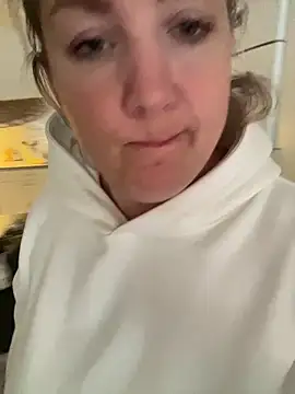 Anna Alexa online show from November 28, 2025, 7:33 am