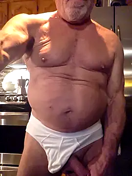Snapshot of sweetspot60 chatting on April 28, 2026, 12:31 am sweetspot60 online show from April 28, 2026, 12:31 am