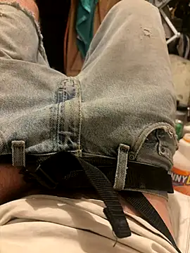 mikeylong online show from November 21, 2025, 9:41 am