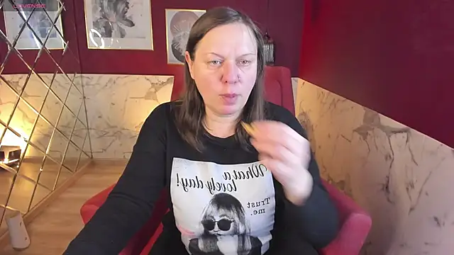 KellyPerfection online show from February 16, 2026, 10:55 am