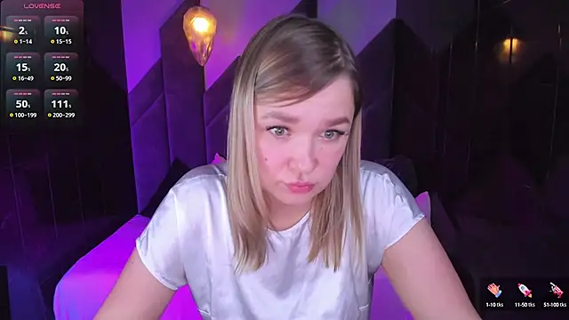 BellaDreamy online show from March 12, 2025, 11:53 am