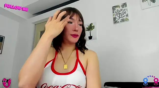 hottycrishina online show from March 9, 2025, 4:33 pm