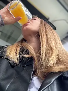 AnastasiaAniess online show from November 2, 2025, 11:01 am