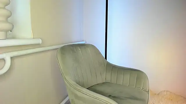 Snapshot of Leila_Libertas chatting on January 31, 2025, 12:29 pm Leila Libertas online show from January 31, 2025, 12:29 pm