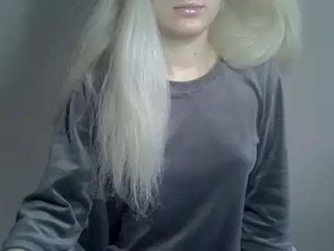 Snapshot of DitaVira chatting on March 18, 2025, 1:31 pm DitaVira online show from March 18, 2025, 1:31 pm