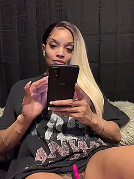 Rakiyahcharms online show from February 28, 2025, 1:58 am