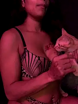 Rakiyahcharms online show from October 24, 2025, 9:33 pm