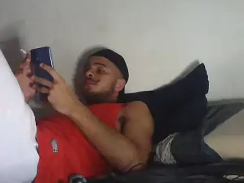 Snapshot of LoudLikeness chatting on February 21, 2025, 1:55 pm LoudLikeness online show from February 21, 2025, 1:55 pm