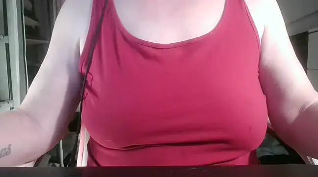 Snapshot of heidi60 chatting on March 1, 2025, 4:11 pm heidi60 online show from March 1, 2025, 4:11 pm