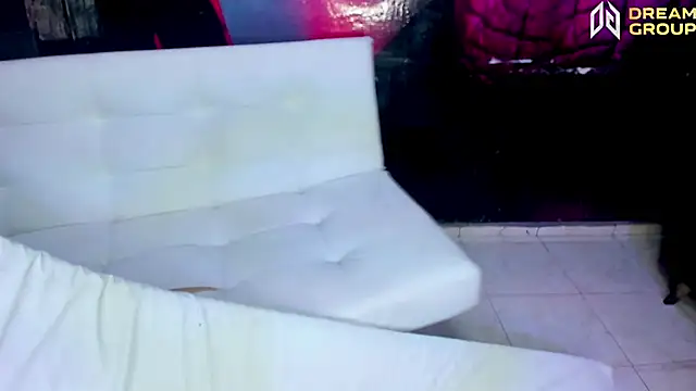 AmazingPartys online show from December 5, 2025, 7:43 pm