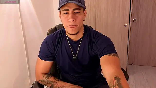 Snapshot of CRAZYBOYLOVE chatting on February 11, 2026, 11:26 am CRAZYBOYLOVE online show from February 11, 2026, 11:26 am