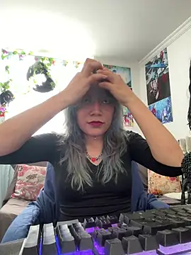 VaioletUwU online show from March 20, 2026, 8:35 pm