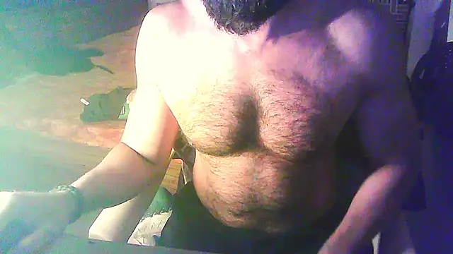 Snapshot of Vbestshow chatting on January 16, 2026, 12:20 pm Vbestshow online show from January 16, 2026, 12:20 pm