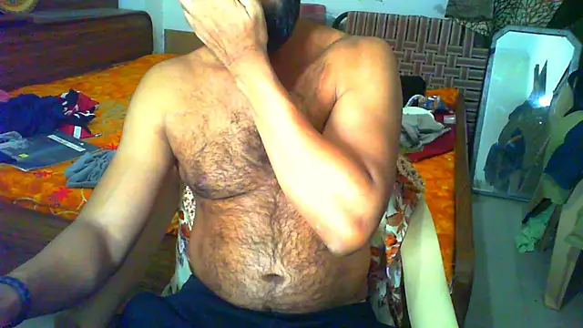 Snapshot of Vbestshow chatting on February 21, 2026, 12:11 am Vbestshow online show from February 21, 2026, 12:11 am