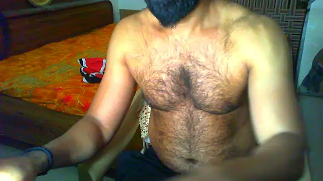 Snapshot of Vbestshow chatting on February 25, 2026, 12:04 pm Vbestshow online show from February 25, 2026, 12:04 pm