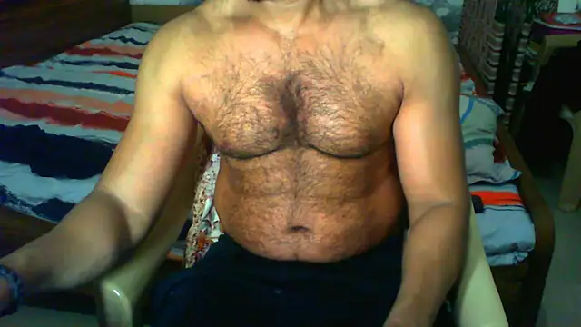 Snapshot of Vbestshow chatting on April 28, 2026, 12:21 pm Vbestshow online show from April 28, 2026, 12:21 pm