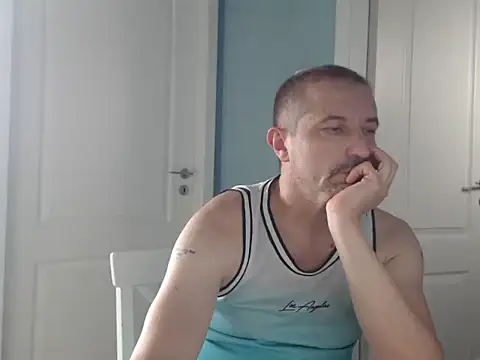 MisterFaithRO online show from June 7, 2026, 1:26 pm