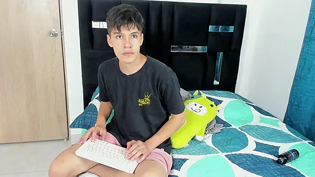 Snapshot of Dimitrixxx__ chatting on September 26, 2025, 10:25 pm Dimitrixxx online show from September 26, 2025, 10:25 pm