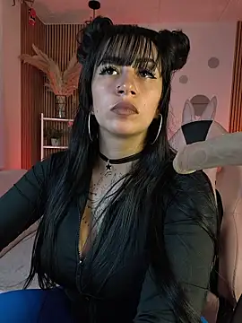 Tattooed spittingdoll online show from October 31, 2025, 12:33 am