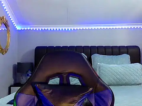 BOOTYBANGER24xx online show from September 28, 2025, 3:01 am