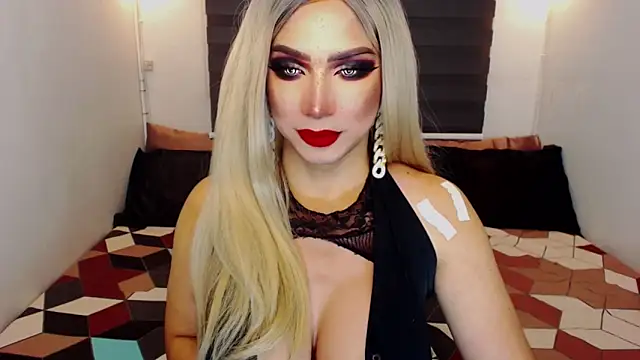 HugeCockDominantXxX online show from April 8, 2026, 8:42 pm