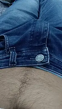 Snapshot of Babyucum4me chatting on December 23, 2024, 2:28 pm Babyucum4me online show from December 23, 2024, 2:28 pm