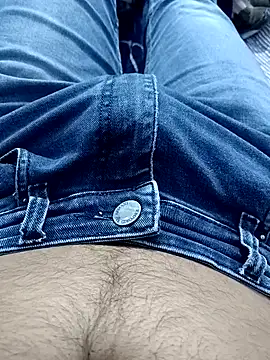 Snapshot of Babyucum4me chatting on February 8, 2025, 8:21 pm Babyucum4me online show from February 8, 2025, 8:21 pm