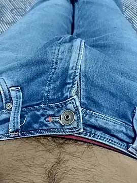 Snapshot of Babyucum4me chatting on March 18, 2025, 2:15 pm Babyucum4me online show from March 18, 2025, 2:15 pm