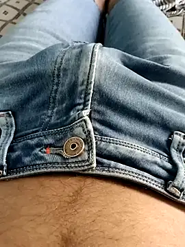 Snapshot of Babyucum4me chatting on March 20, 2025, 10:32 am Babyucum4me online show from March 20, 2025, 10:32 am