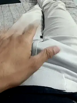 Snapshot of Babyucum4me chatting on March 1, 2026, 12:51 pm Babyucum4me online show from March 1, 2026, 12:51 pm