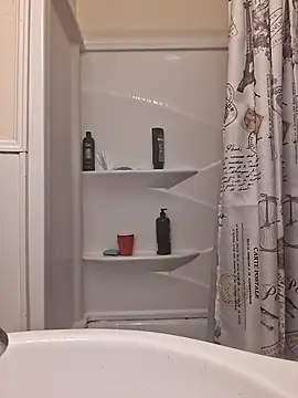 Snapshot of ThickDMatty@xh chatting on October 31, 2025, 4:35 am ThickDMattyxh online show from October 31, 2025, 4:35 am