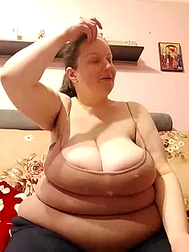 BustyLadyAlma online show from March 6, 2026, 8:44 am