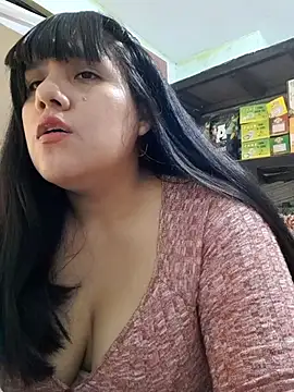 Snapshot of Kalani_Engel chatting on March 22, 2025, 11:42 pm Kalani Engel online show from March 22, 2025, 11:42 pm