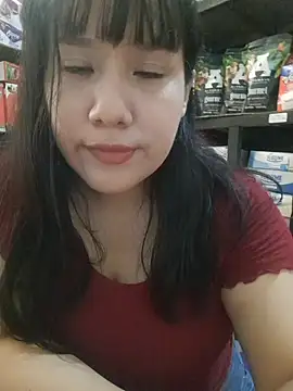 Snapshot of Kalani_Engel chatting on February 6, 2026, 5:49 pm Kalani Engel online show from February 6, 2026, 5:49 pm