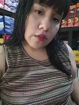 Kalani Engel online show from April 5, 2026, 3:04 am