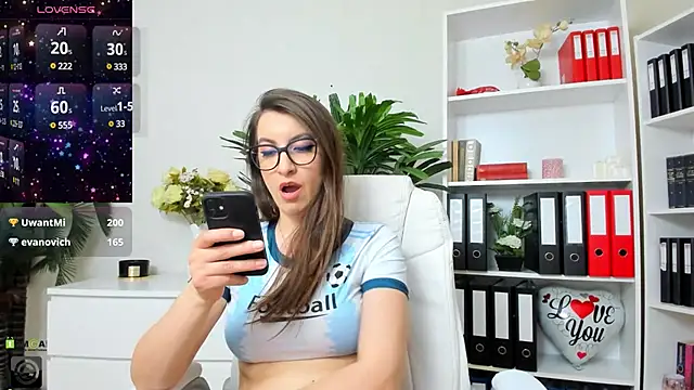 amayawest online show from January 30, 2025, 10:50 am