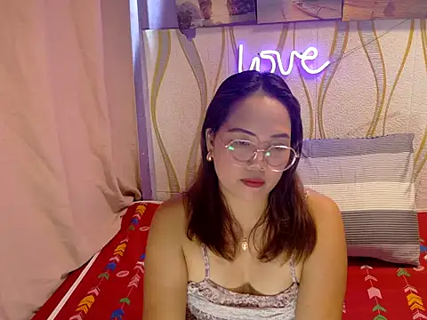 BURBERRY69 online show from February 28, 2026, 8:15 am