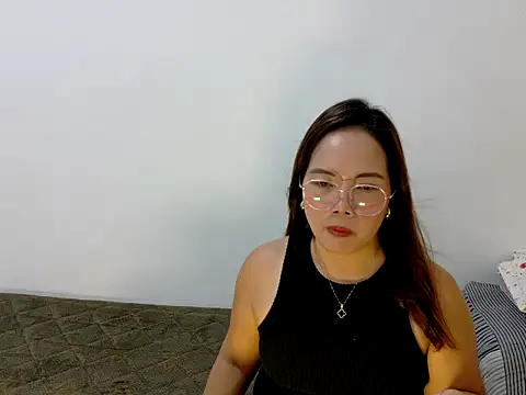 BURBERRY69 online show from April 7, 2026, 9:43 am